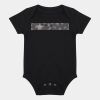 Essential short-sleeved baby bodysuit Thumbnail